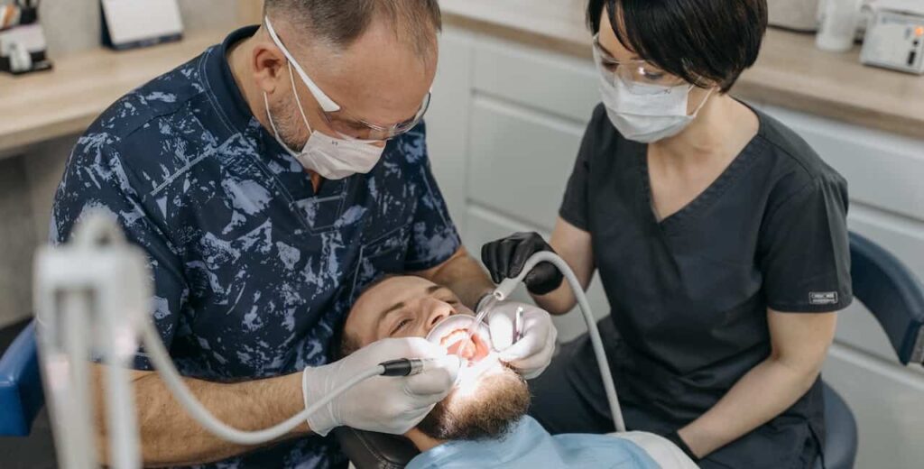 Why You Should Whiten Your Teeth